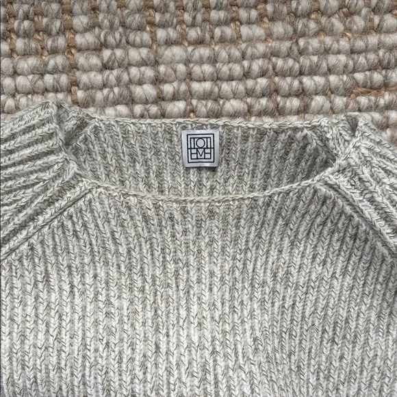 Toteme Sweater - Picture 9 of 9